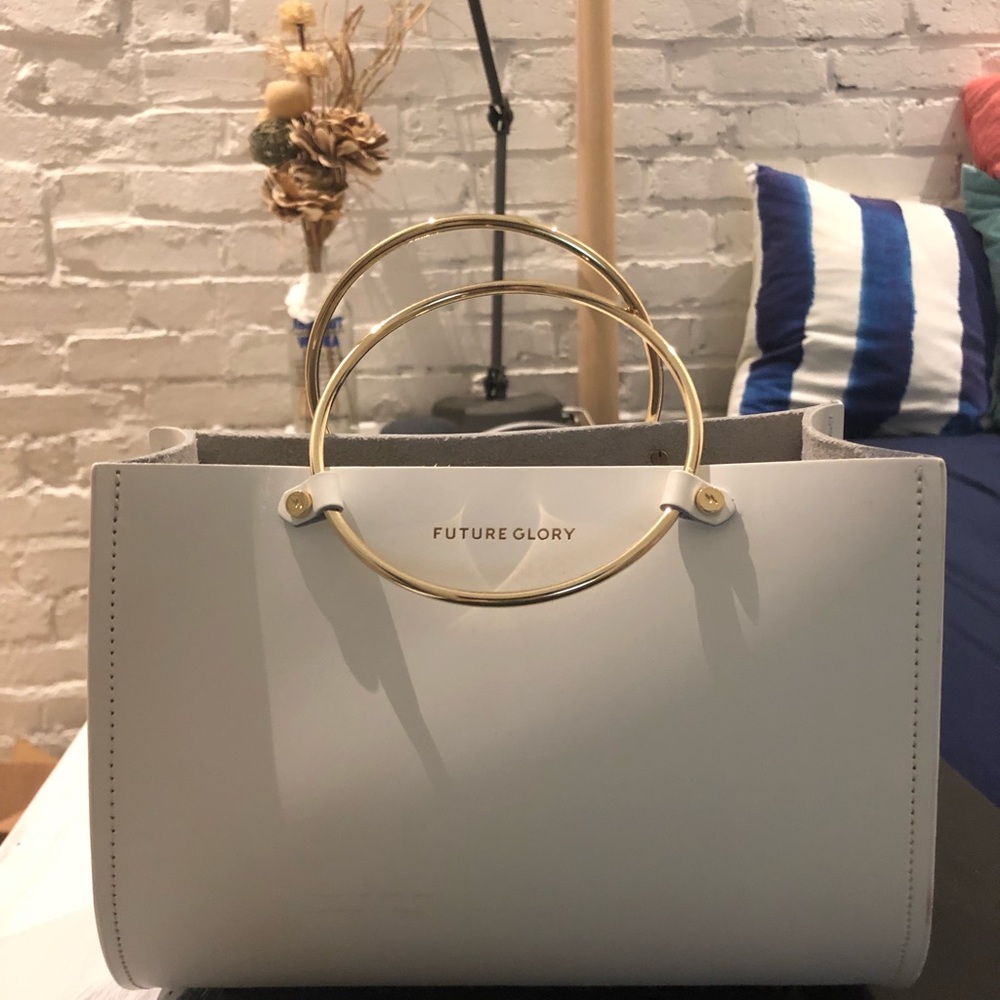 [SOLD] Future glory bag with strap